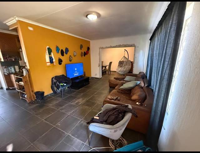 3 BEDROOM HOUSE FOR SALE IN THE REEDS